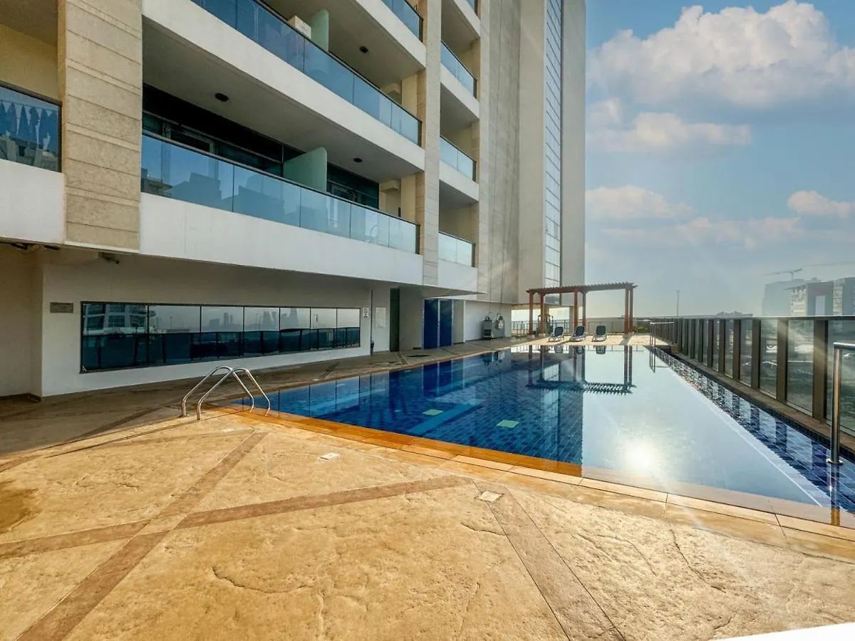 Chic 1 Bed Getaway In Al Jaddaf Easy City Access Dubai