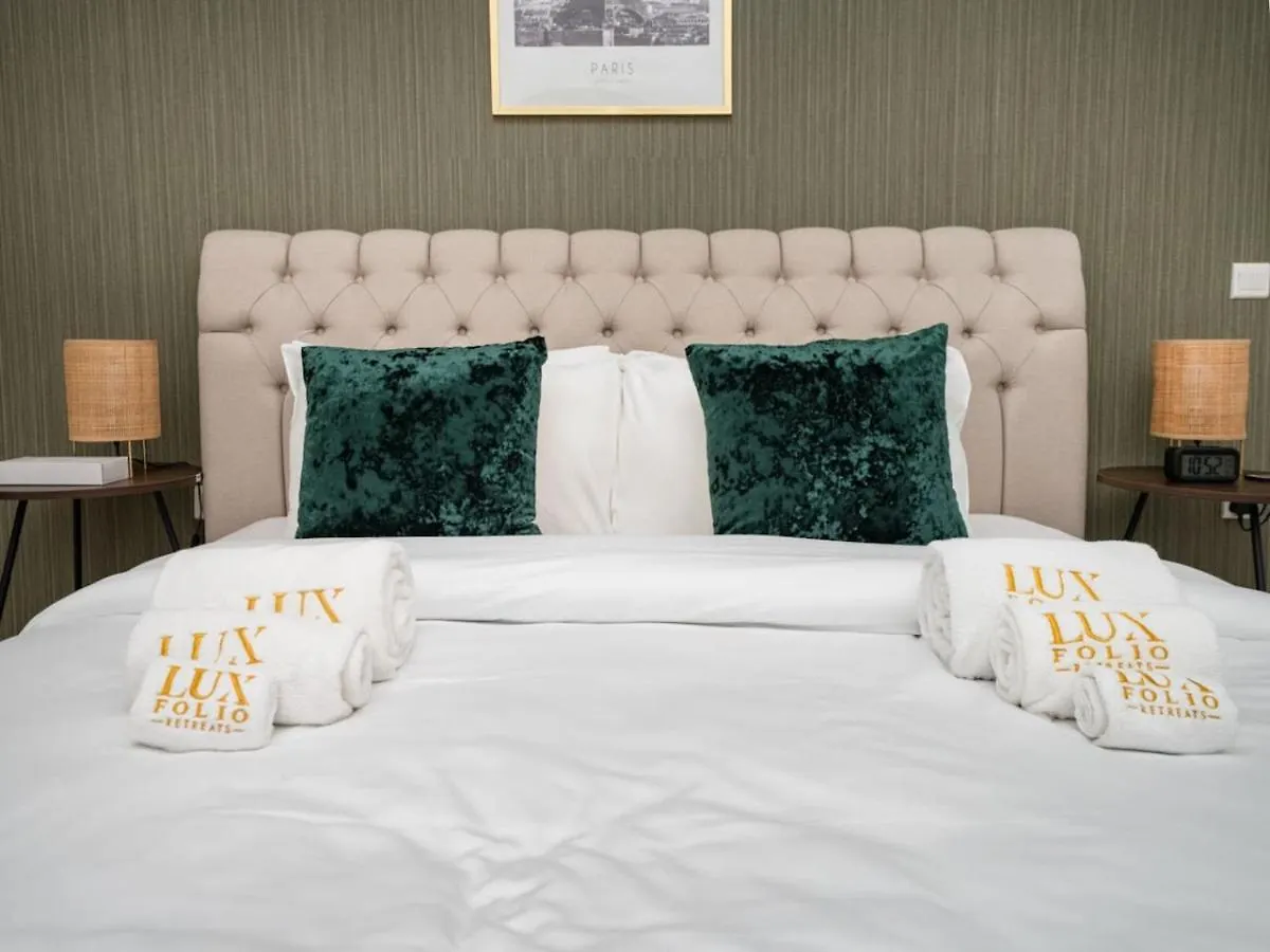 Chic 1 Bed Getaway In Al Jaddaf Easy City Access Dubai 0*,  United Arab Emirates